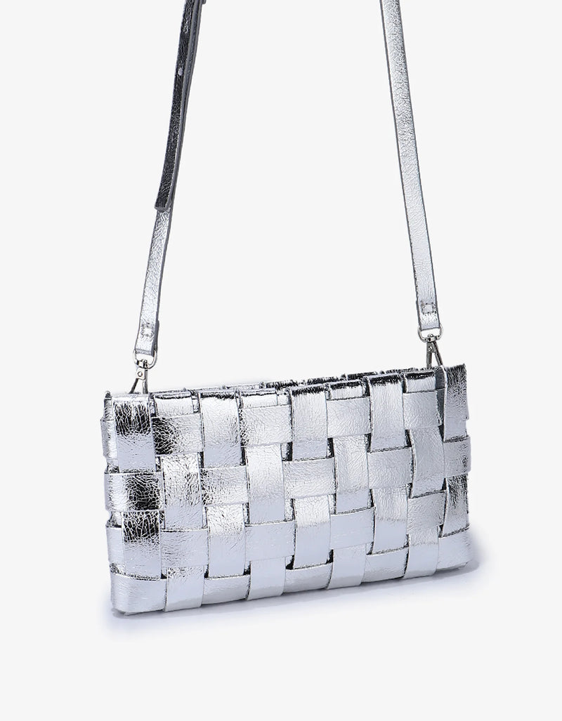 REMI/REID LINDY WOVEN CLUTCH SMALL HI SHINE METALLIC SILVER