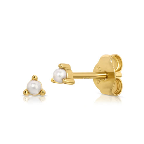 Jurate LA Fabulous Pearl Stud Earrings