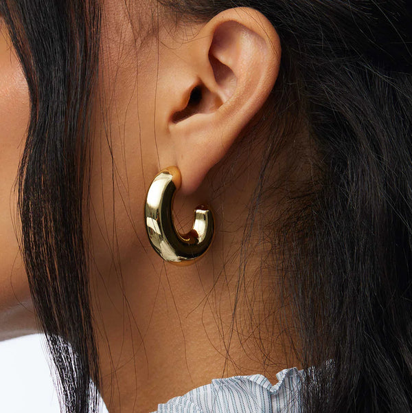 Lele Sadoughi GOLD CHUNKY HOOP EARRINGS