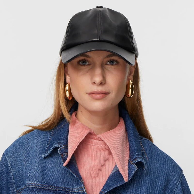 Lele Sadoughi BLACK FAUX LEATHER BASEBALL CAP