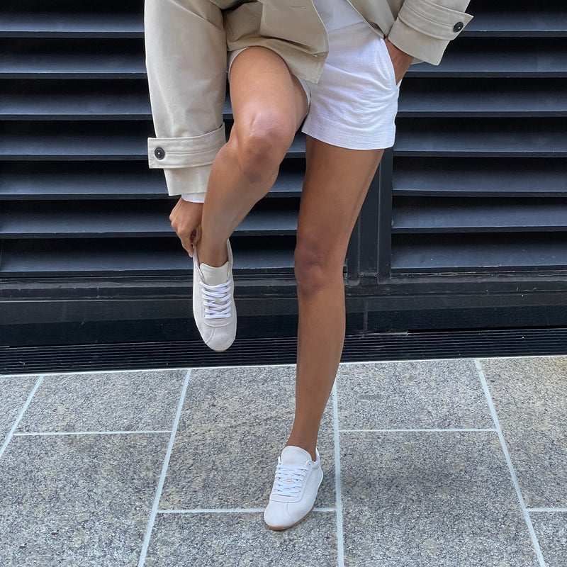 Dolce Vita Serina Sneakers Ivory Suede